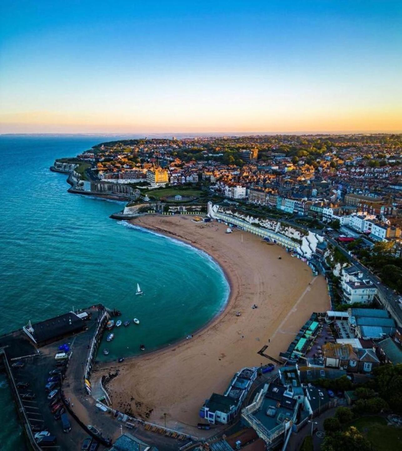 Luxury Ocean & North Foreland Golf View By Adliv Broadstairs Εξωτερικό φωτογραφία